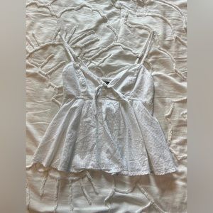Abercrombie & Fitch White Tie-Front Tank Top XS